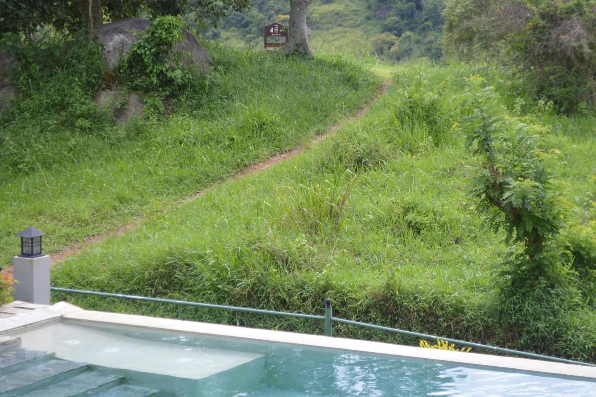 Villa Tee Four Digana Luaran gambar