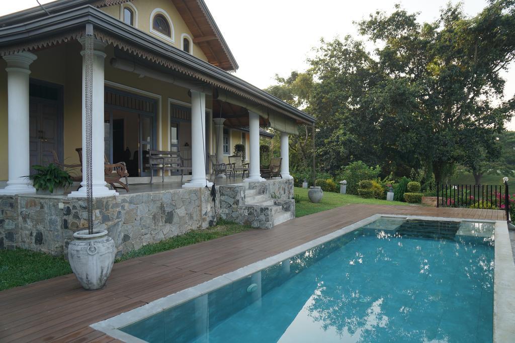 Villa Tee Four Digana Luaran gambar