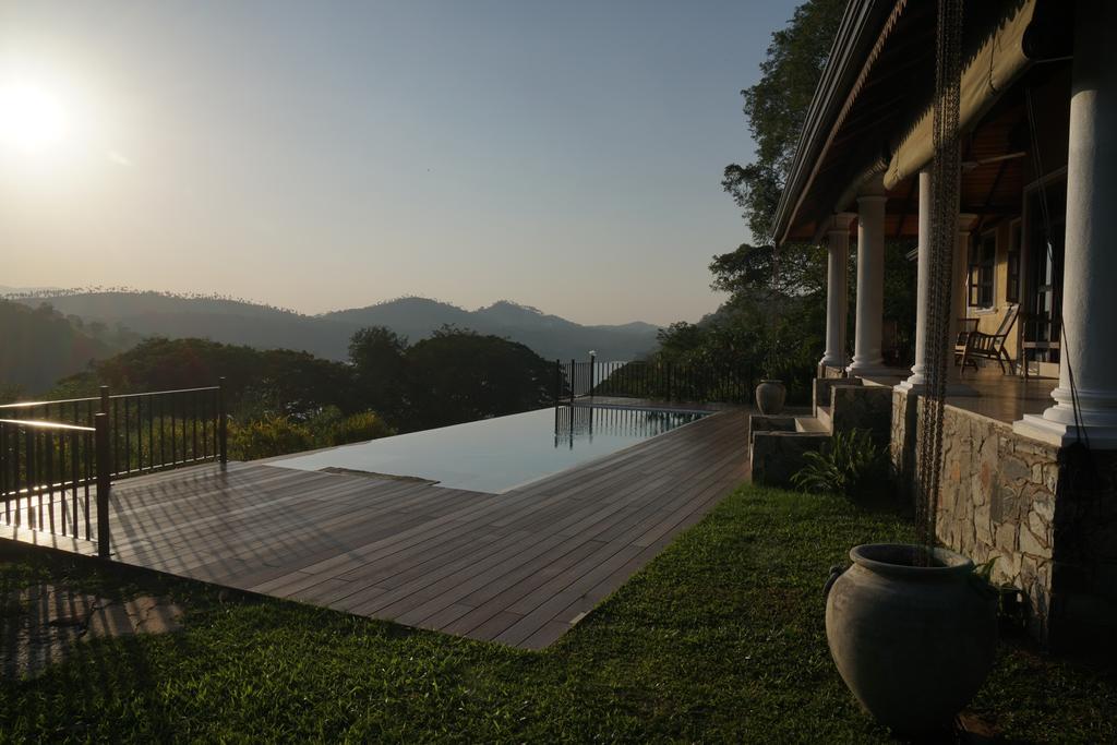 Villa Tee Four Digana Luaran gambar